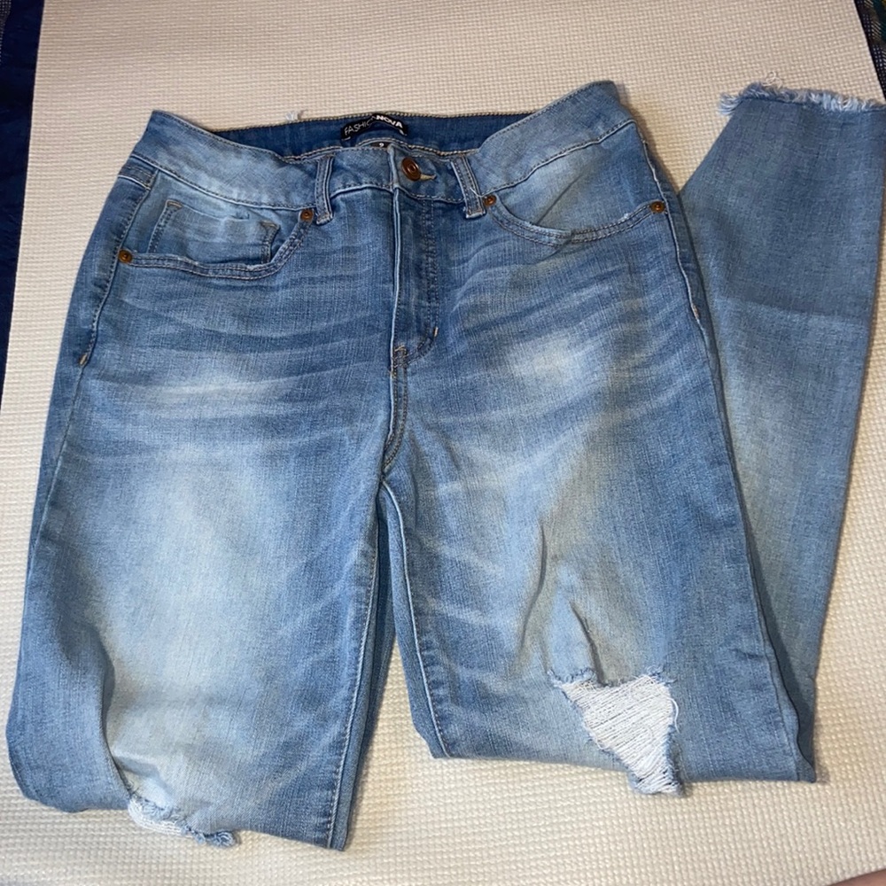 Fashion Nova distressed jeans